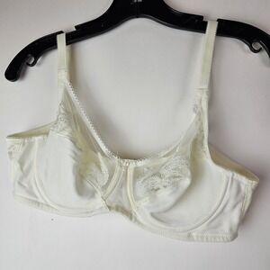 WACOAL Feather Imbroidery Size 36B Ivory Full Figure Underwire Bra 85121
